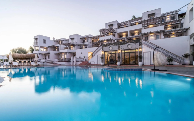 Elementa Boutique Hotel