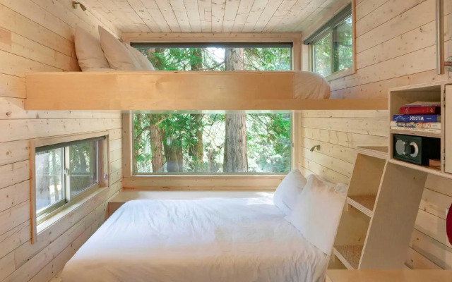 Postcard Cabins Hocking Hills, Outdoor Collection by Marriott Bonvoy