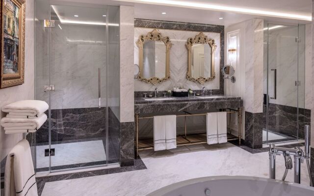 Melia Hanoi