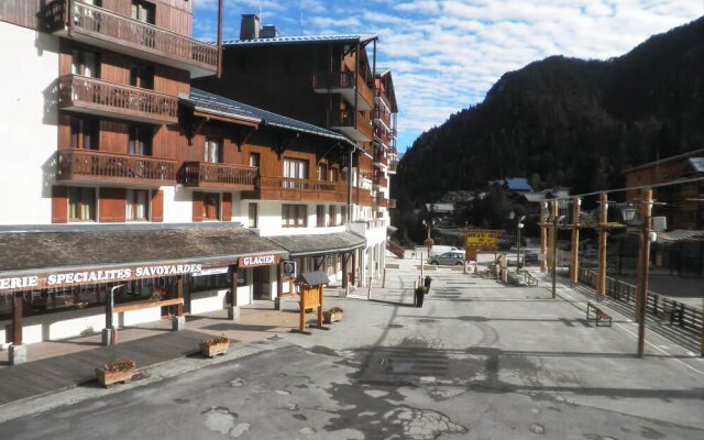 Lou Services Apartment THB51 LSI 001