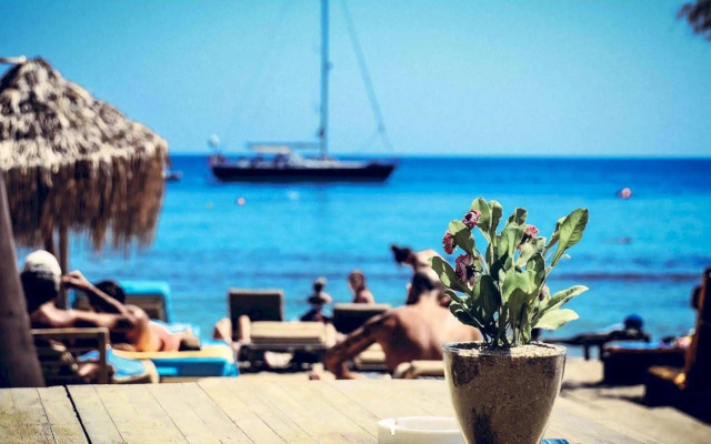 Paradise Beach Resort