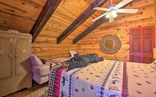 Near Dining, Hiking & Golf: Pinetop Log Cabin!