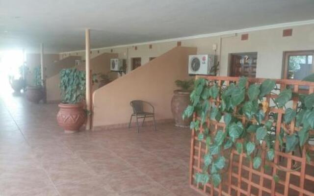 Shamba Lodge