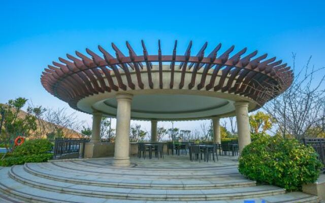 Jiazhihui Aihai Holiday Hotel (Zhujiajian Lvcheng Dongsha)