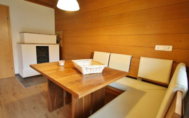 Attractive Apartment in Bramberg am Wildkogel near Ski Lift