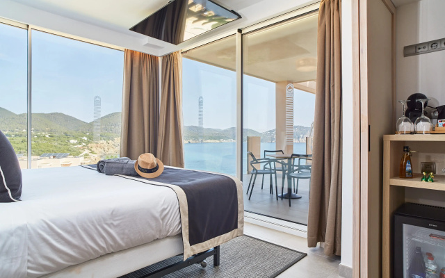 Invisa Hotel Club Cala Verde