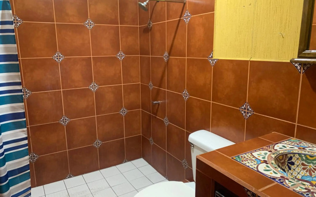 Casa 3 a 5 min del Irtra