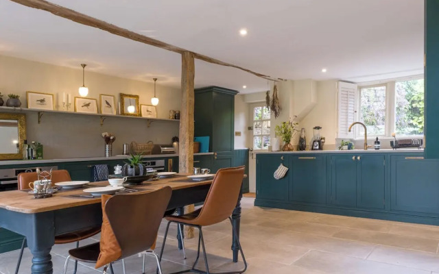 The Mill House Beautiful 4BD Family Home