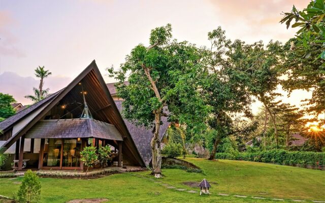 4 Bedroom Big Garden Villa