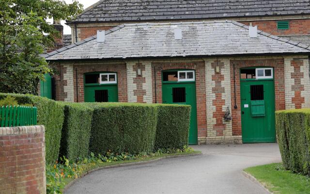 Best Western Heath Court Hotel