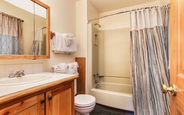 Arrowhead Lodge Haus 4 Bedroom Condo