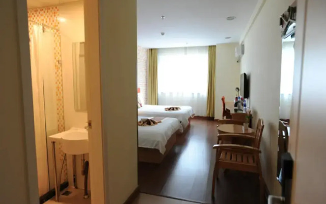 Home Inn Jilin Century Plaza Huashan Road