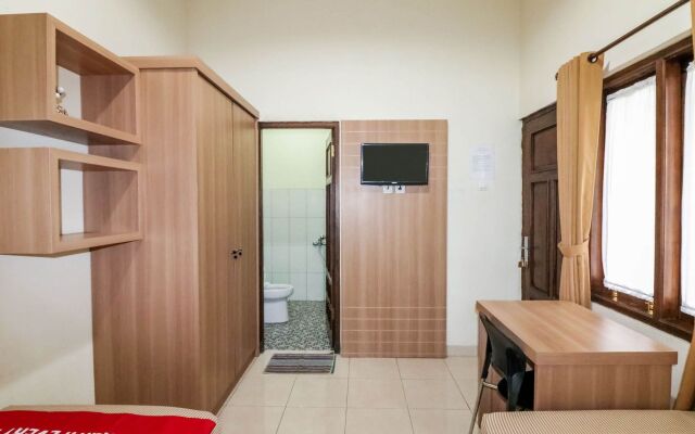Embe Joglo Homestay