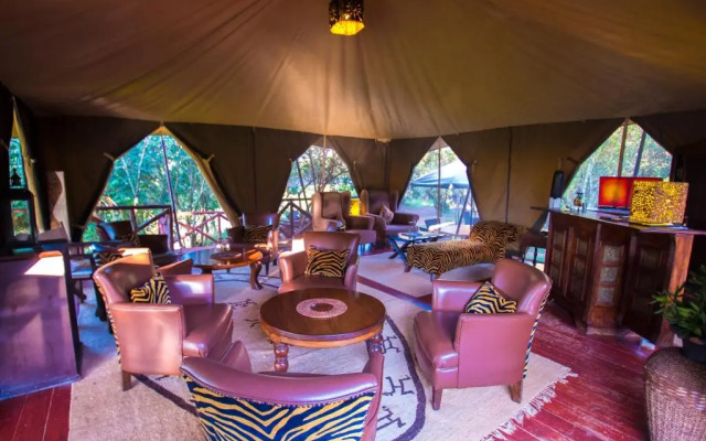 Mara Ngenche Safari Camp