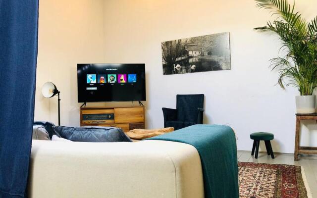 Bacchus Antwerpen - Rooms & Apartments