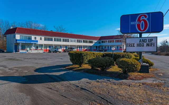 Motel 6 Frackville, PA