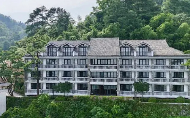 Luhuadang Hotel