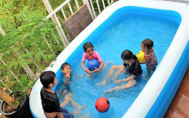 NILA HOUSE, Sharia Family Home Stay