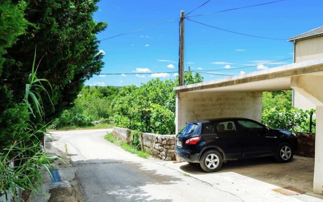 Apartment in Starigrad With Terrace