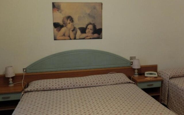 Hotel Abas