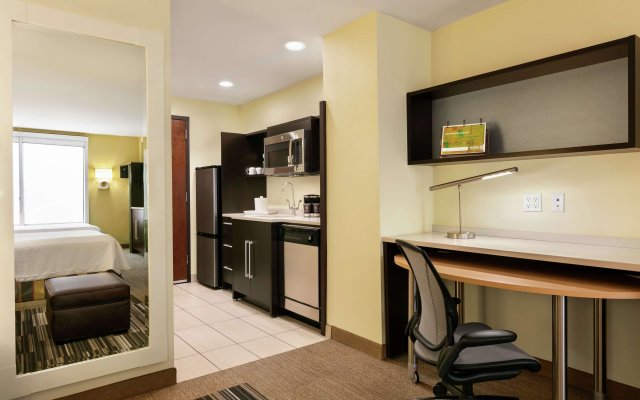 Home2 Suites by Hilton NY Long Island City/Manhattan View