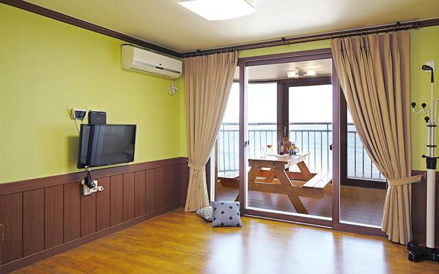Pohang Guryongpo Ara Pension