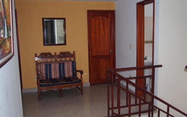 Hotel Caney Lodge