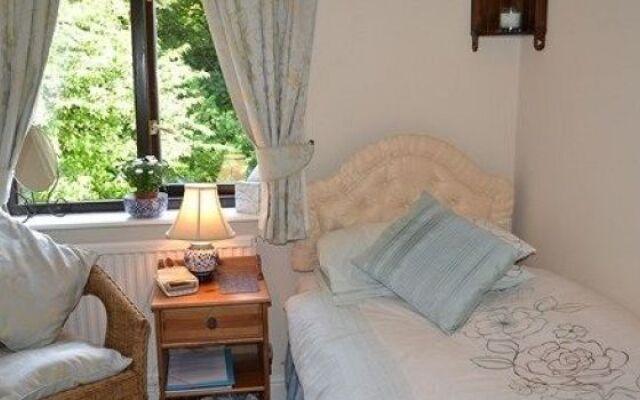 Woods End Bed  Breakfast
