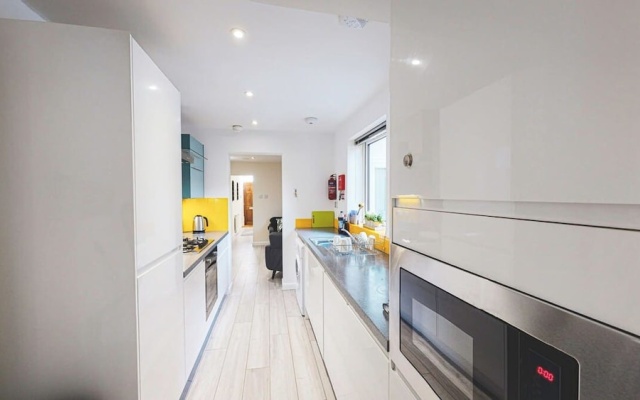 Perfect for Contractors 4-bedrooms Sleeps 7