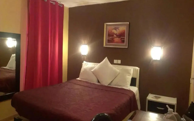 Hipotel Paris Gambetta Republique