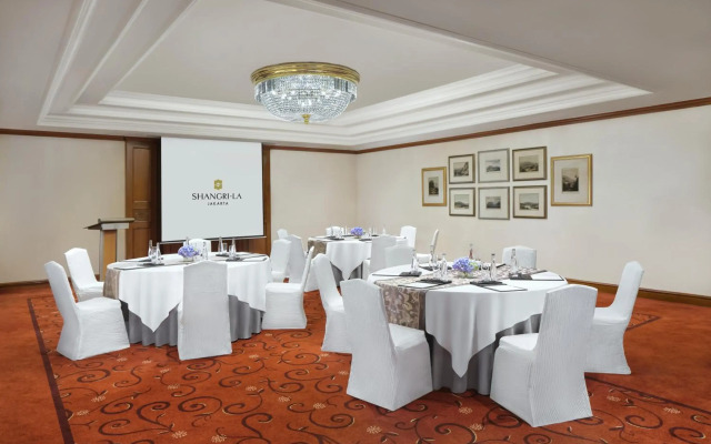 Shangri-La Jakarta Hotel