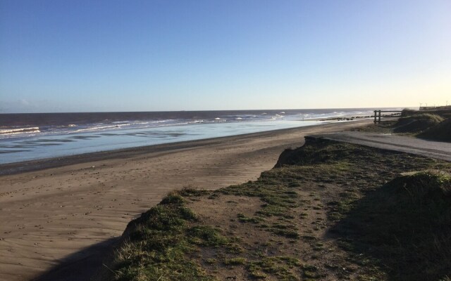 Cosy Dog Friendly Cottage, Sleeps 4, Bridlington