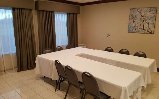 Crown Pointe Lodge, BW Signature Collection