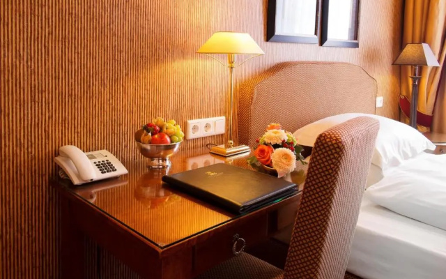 Hotel City House