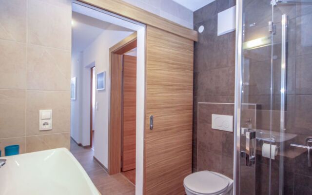 Isiliving Flie in Flie