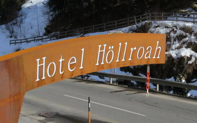 Hotel Höllroah
