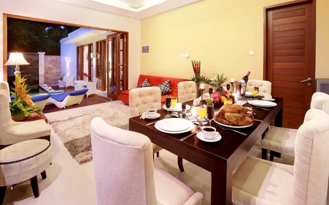 Lucia Villa Seminyak Beachside