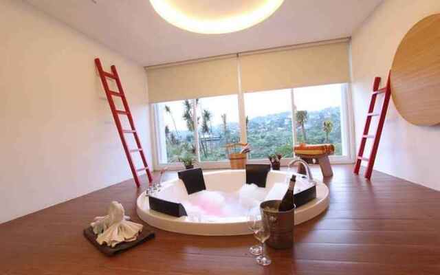 TechieRoom Swift at Clove Garden Residence