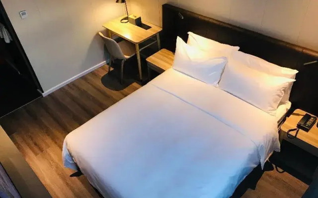 Hanting Premium Guangzhou Dongxiaonan Metro Statio