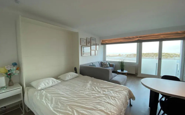 Apartment in Nieuwpoort With Stunning Sea Views