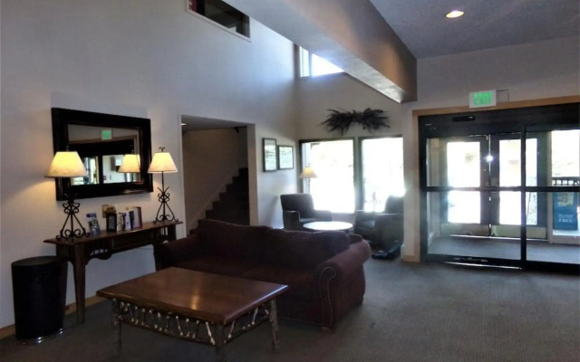 Fox Pine Lodge 3 Bed 3 Bath