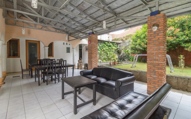Airy Kebun Raya Bogor Jalak Harupat 9A