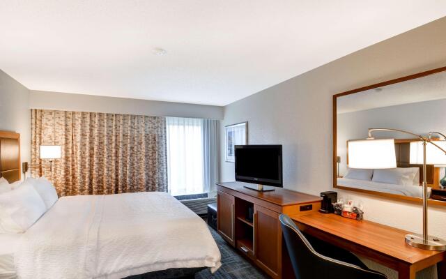 Hampton Inn Memphis-Poplar