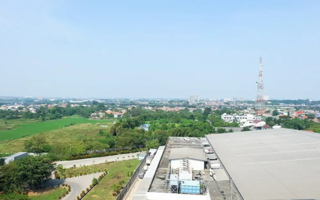 Spacious Studio Apartment @ Azalea Suites