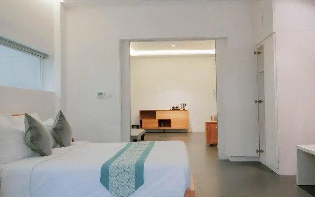 K Gallery Hotel