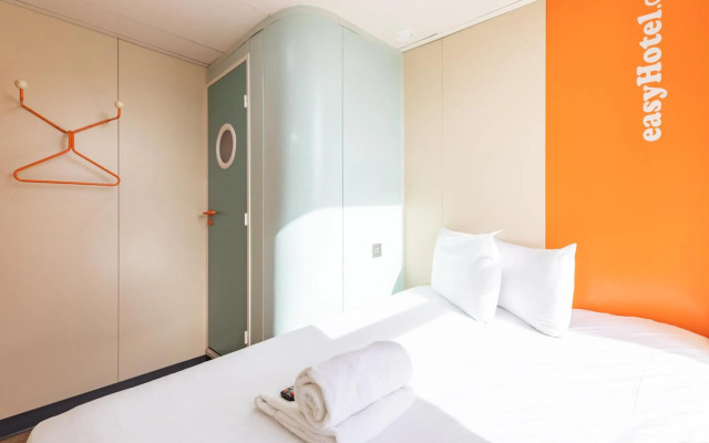 easyHotel Edinburgh