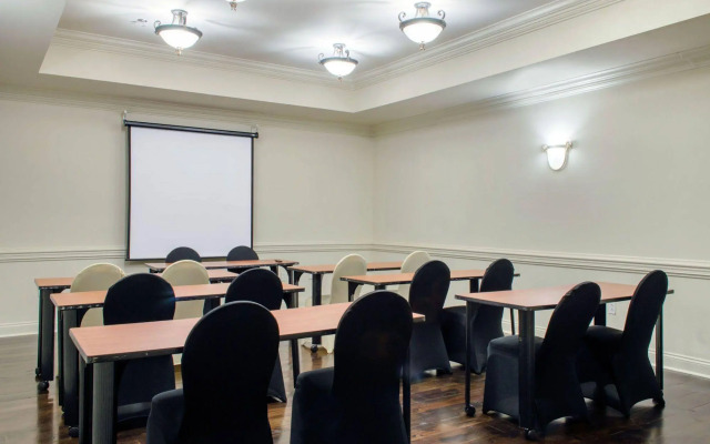 Spark by Hilton Lafayette South