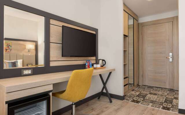 Ramada Encore By Wyndham Istanbul Basin Express