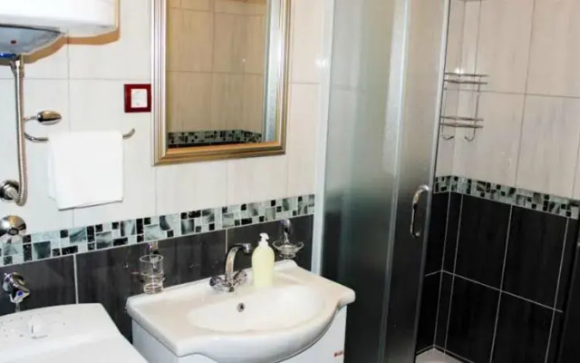 Apartmani Arcadius Tivat- Lepetani