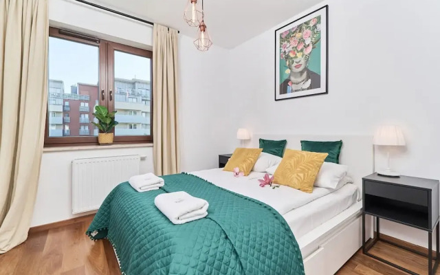 Nowa Teczowa Apartments by Renters